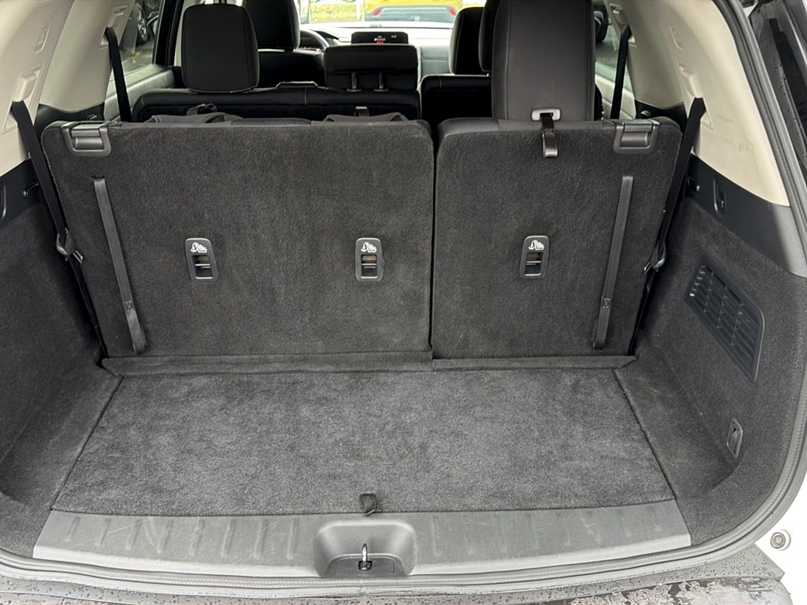 2024 Nissan Pathfinder Base