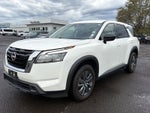 2024 Nissan Pathfinder Base