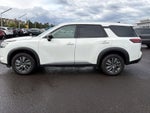 2024 Nissan Pathfinder Base