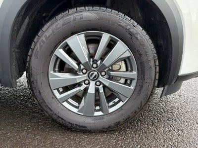 2024 Nissan Pathfinder Base