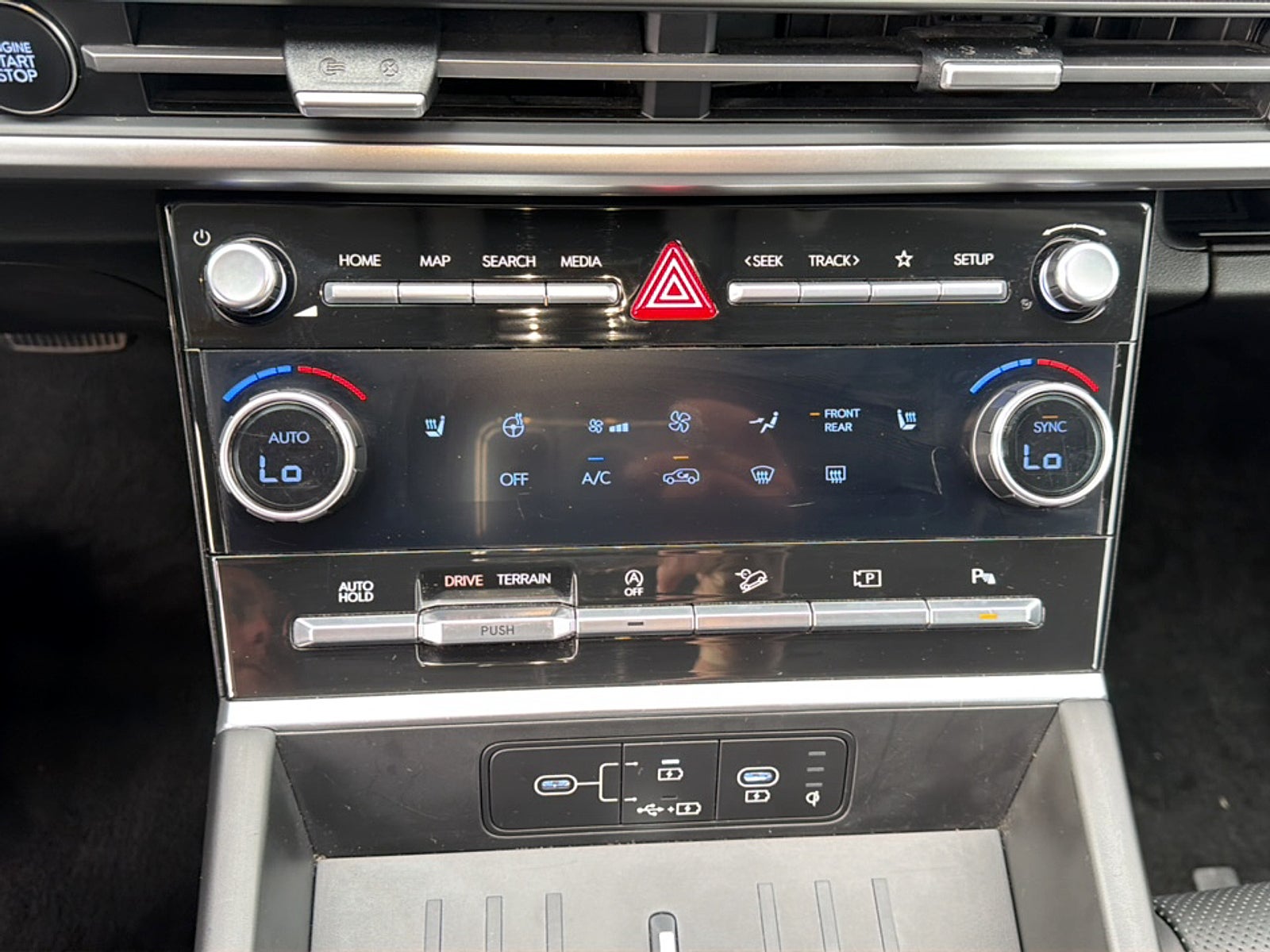 2025 Hyundai Santa Fe Base