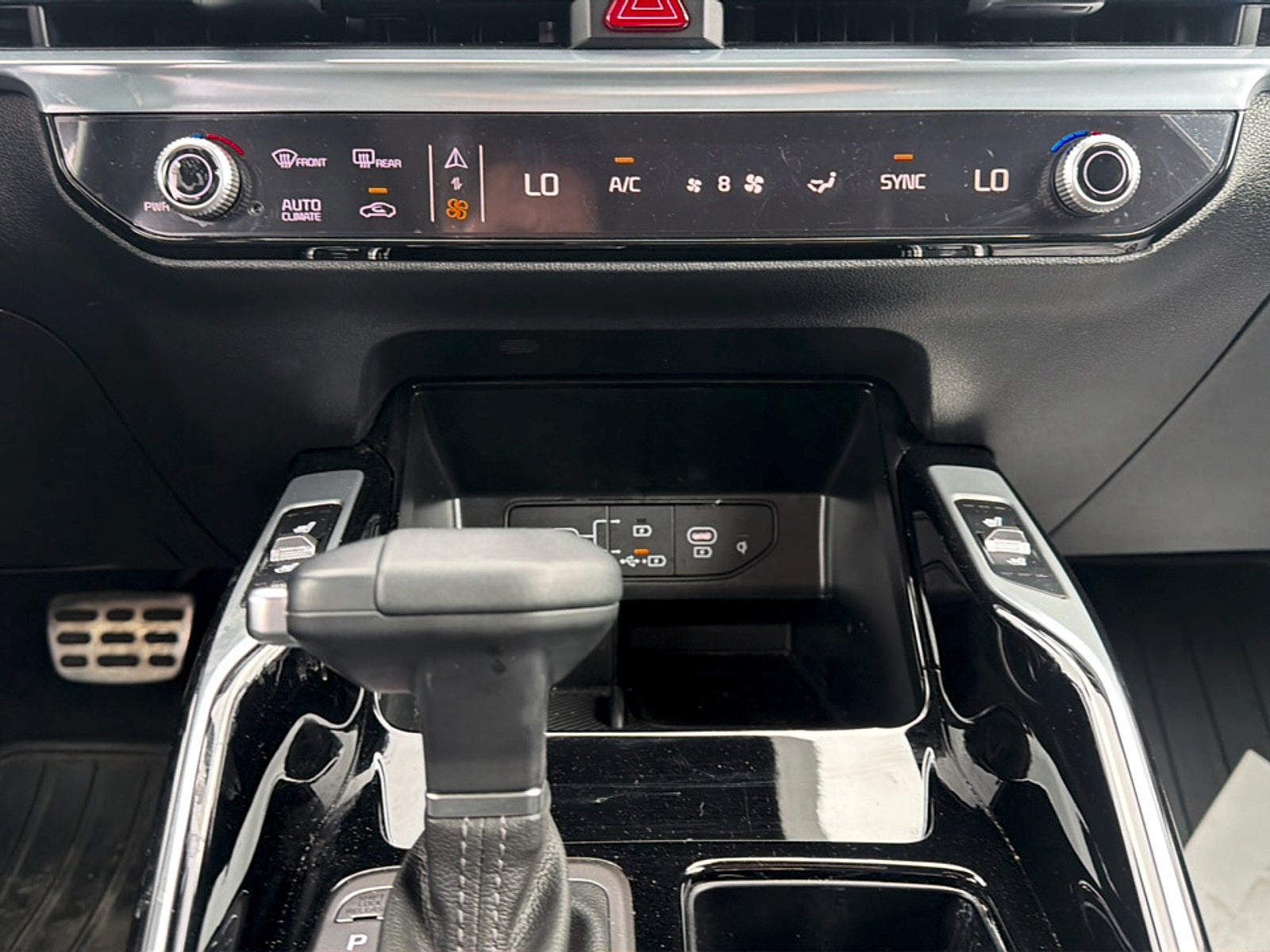 2025 Kia Sorento Base