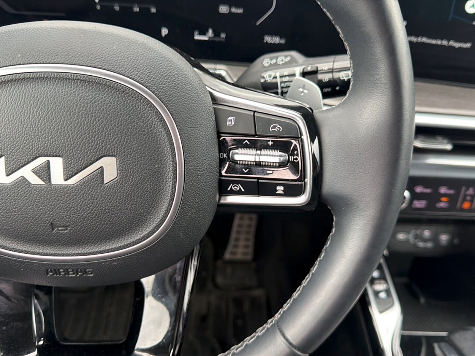 2025 Kia Sorento Base