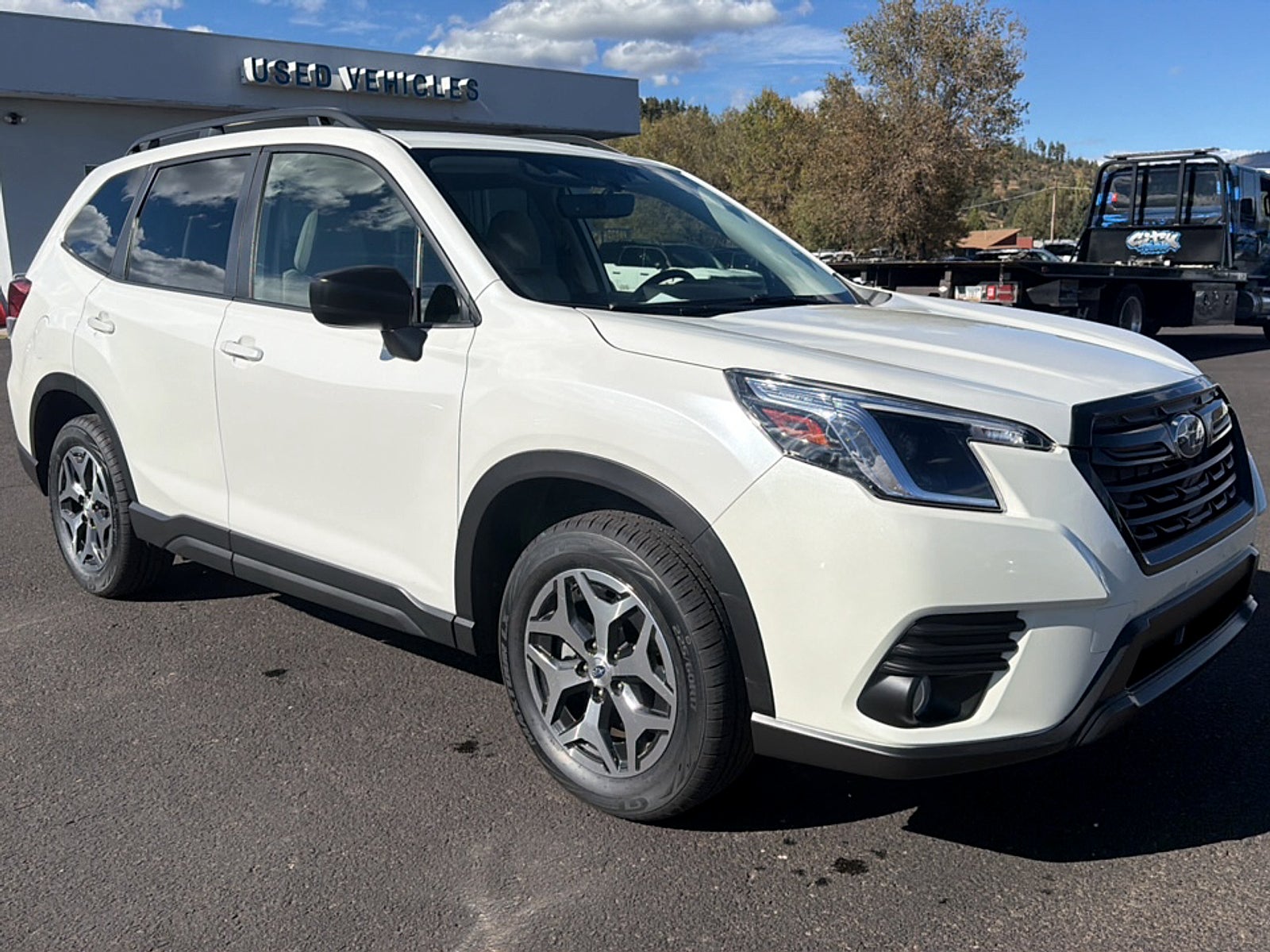 2023 Subaru Forester Base
