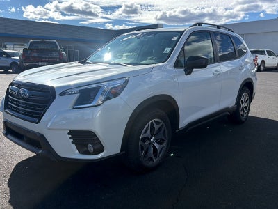 2023 Subaru Forester Base