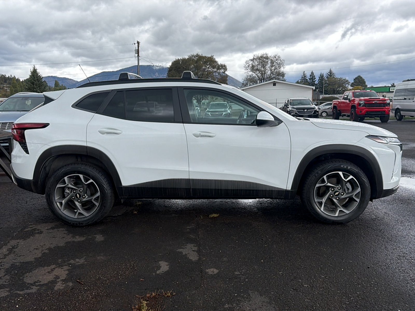 2024 Chevrolet Trax Base