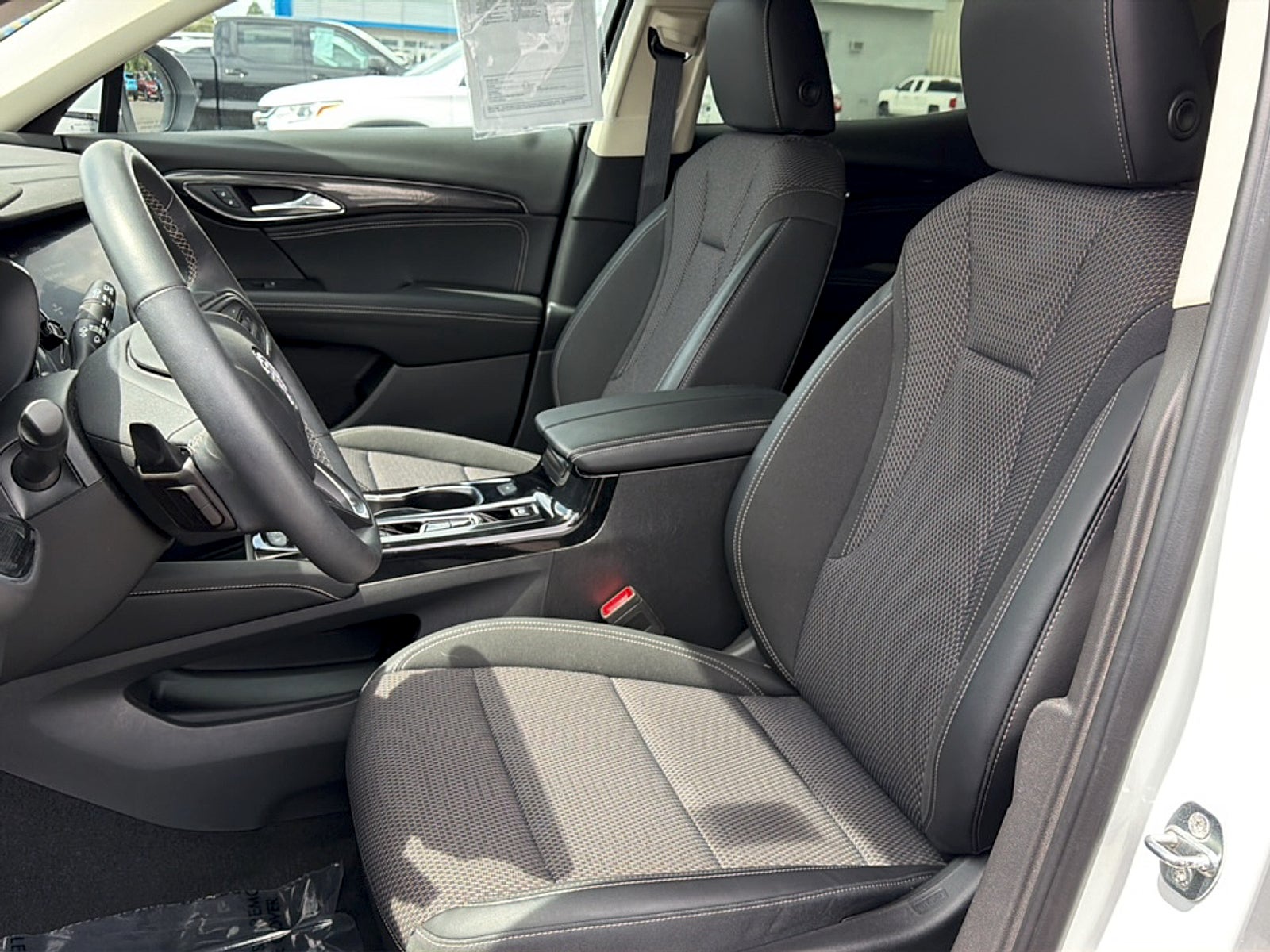 2023 Buick Envision Base