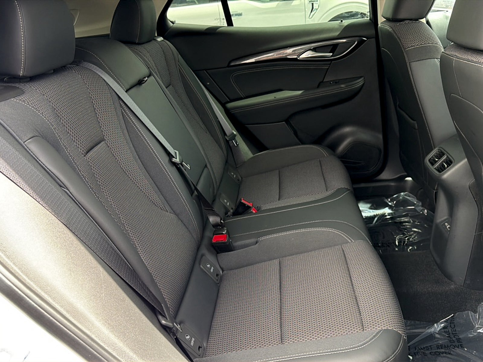 2023 Buick Envision Base