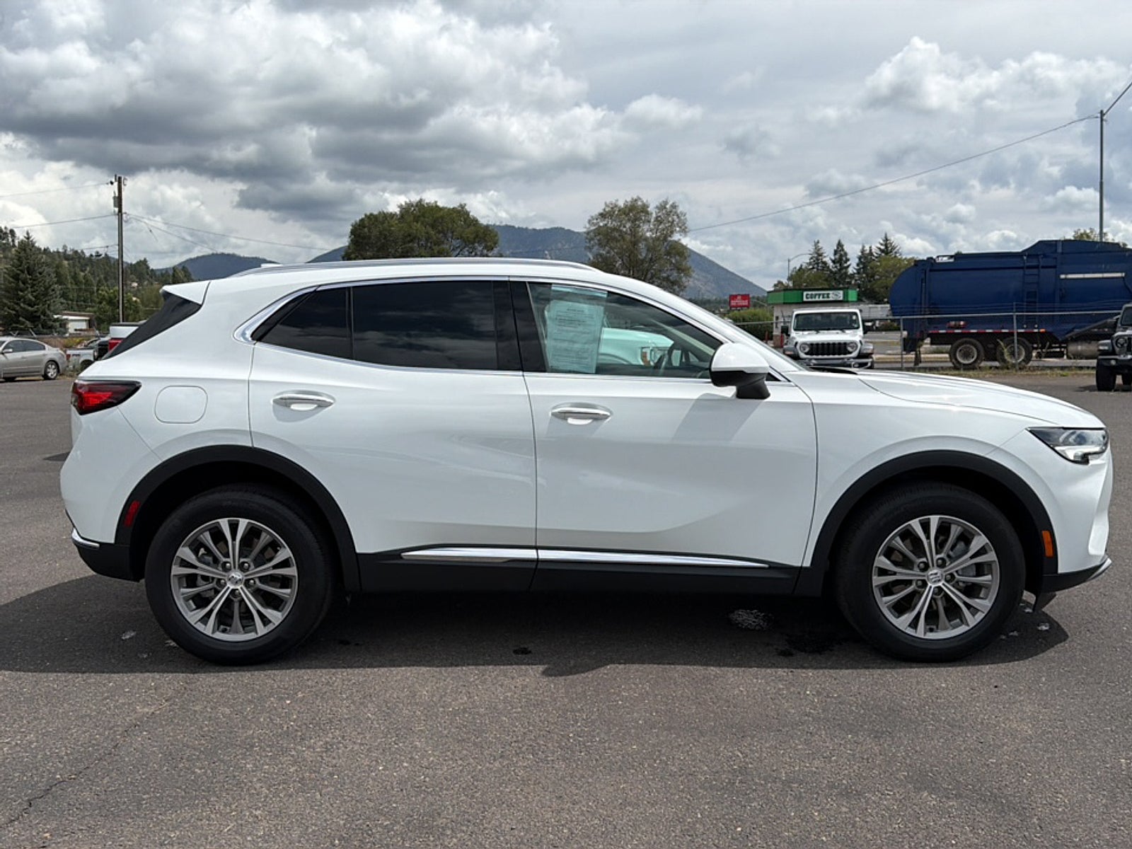2023 Buick Envision Base