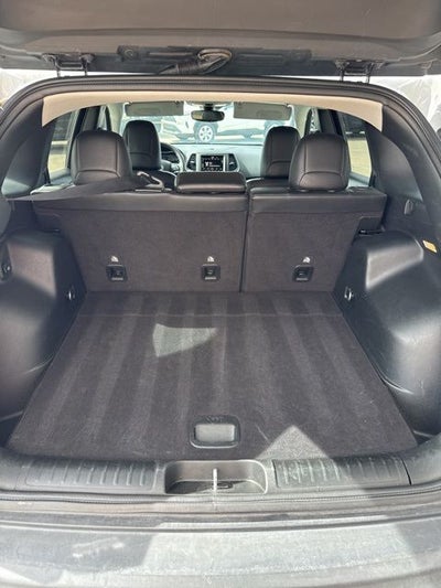 2023 Jeep Cherokee Altitude