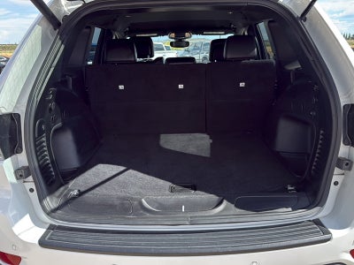 2022 Jeep Grand Cherokee Laredo 4x4