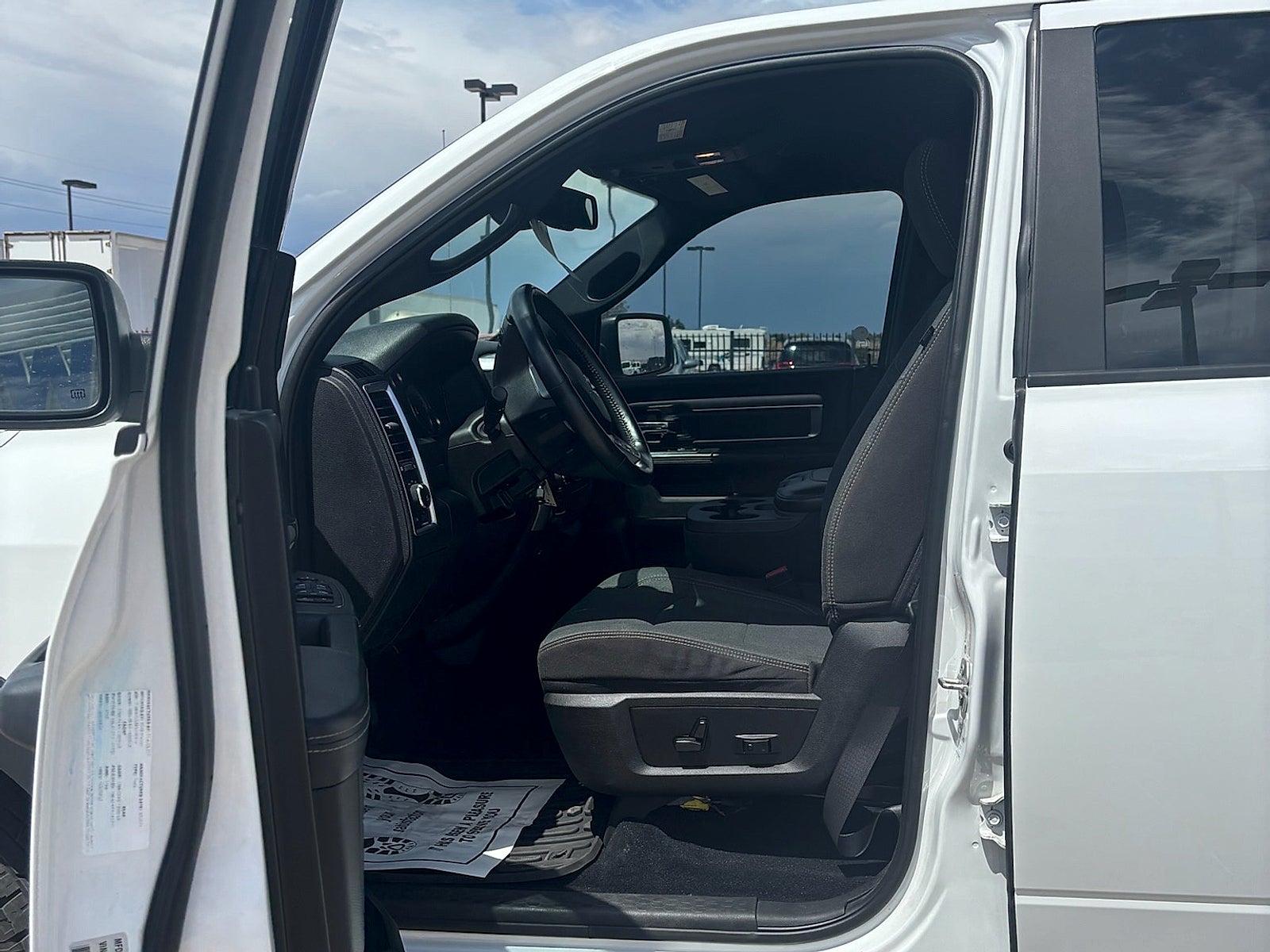 2023 RAM 1500 Classic SLT
