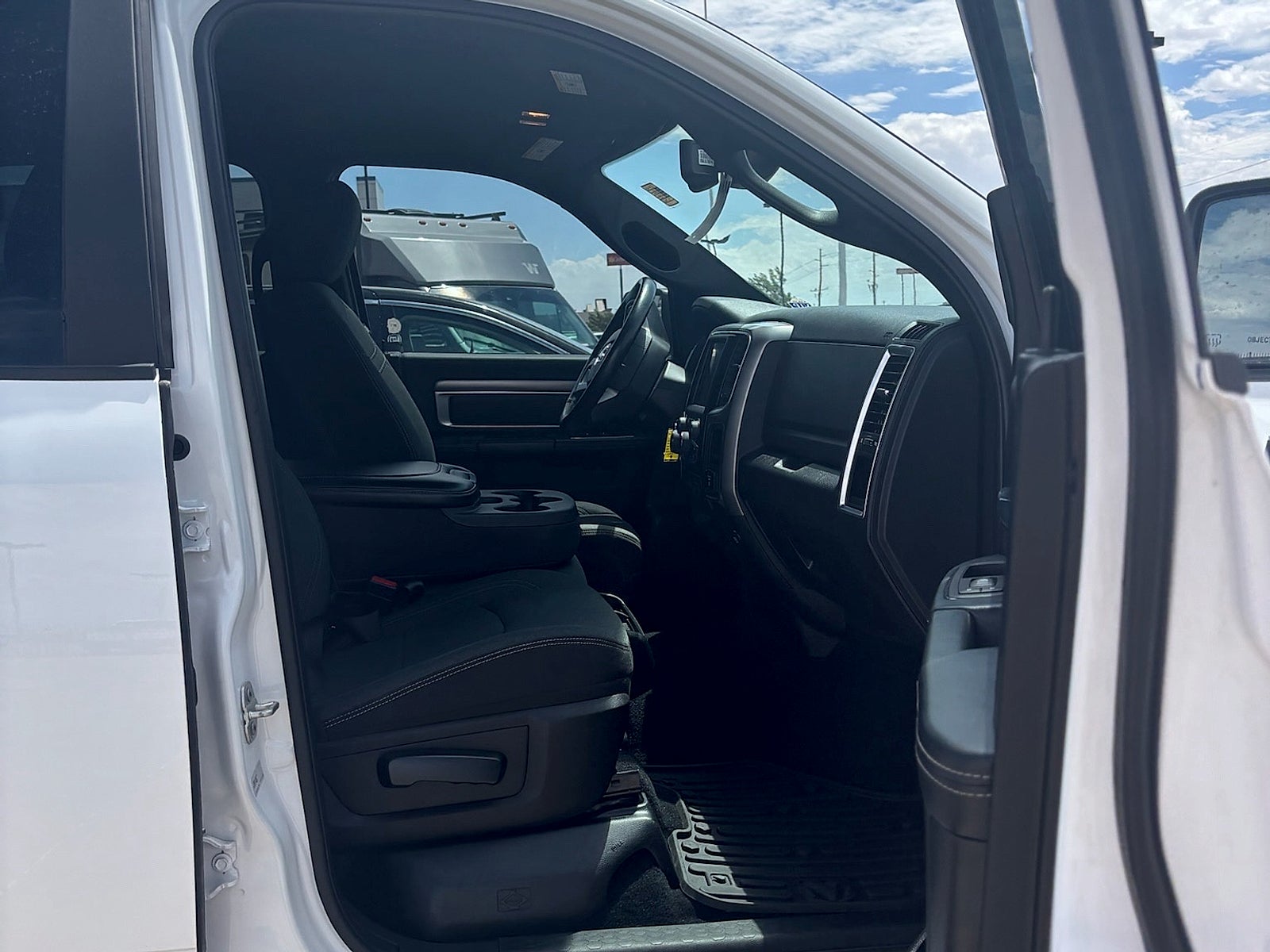 2023 RAM 1500 Classic SLT
