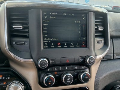 2020 RAM 1500 Laramie Crew Cab 4x4 6'4" Box