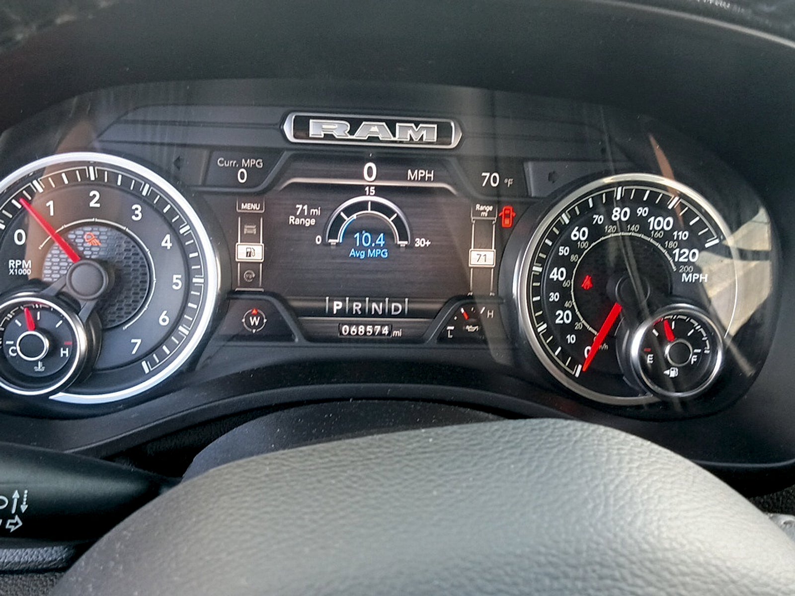 2020 RAM 1500 Laramie Crew Cab 4x4 6'4" Box