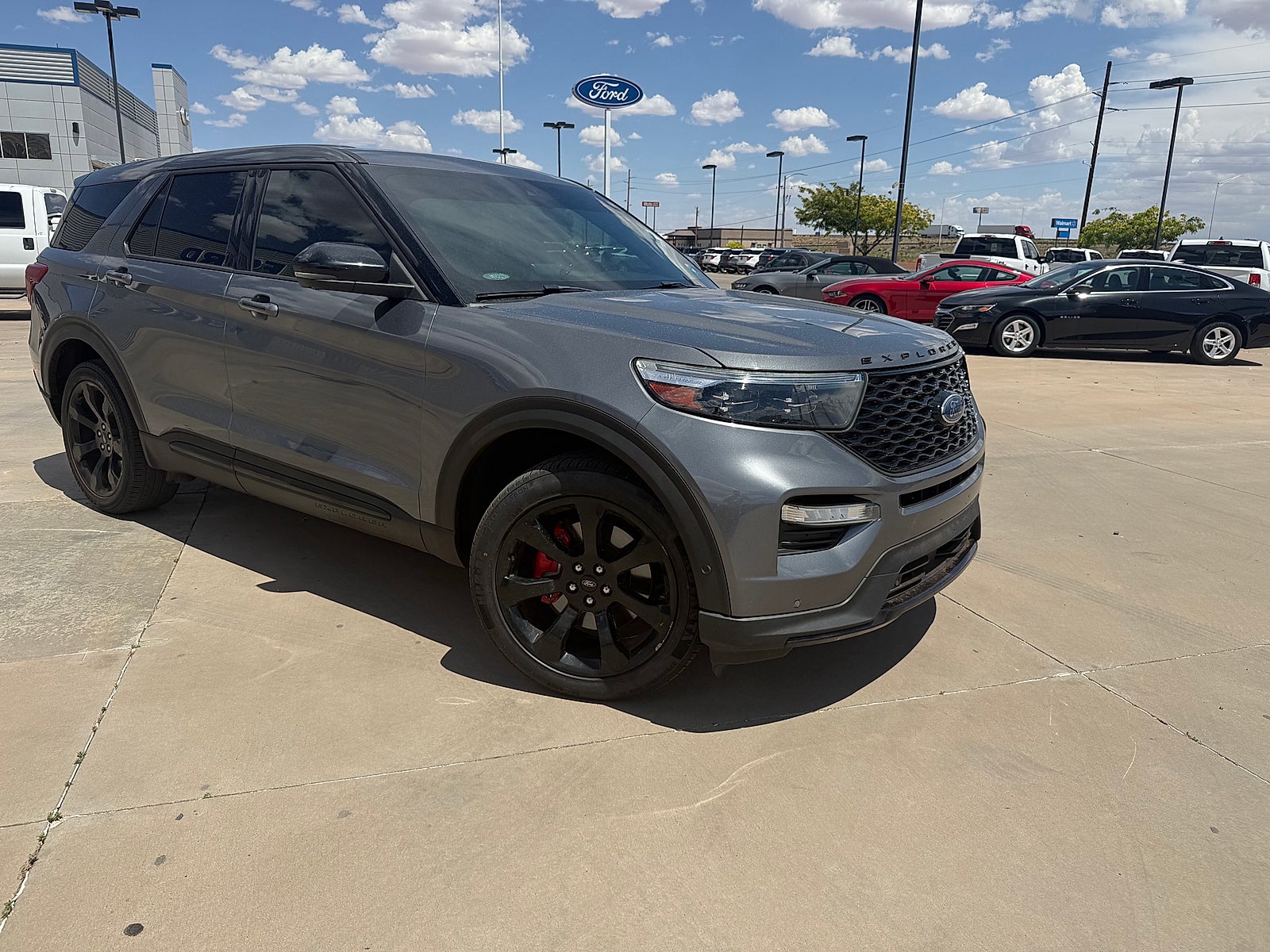 2021 Ford Explorer ST