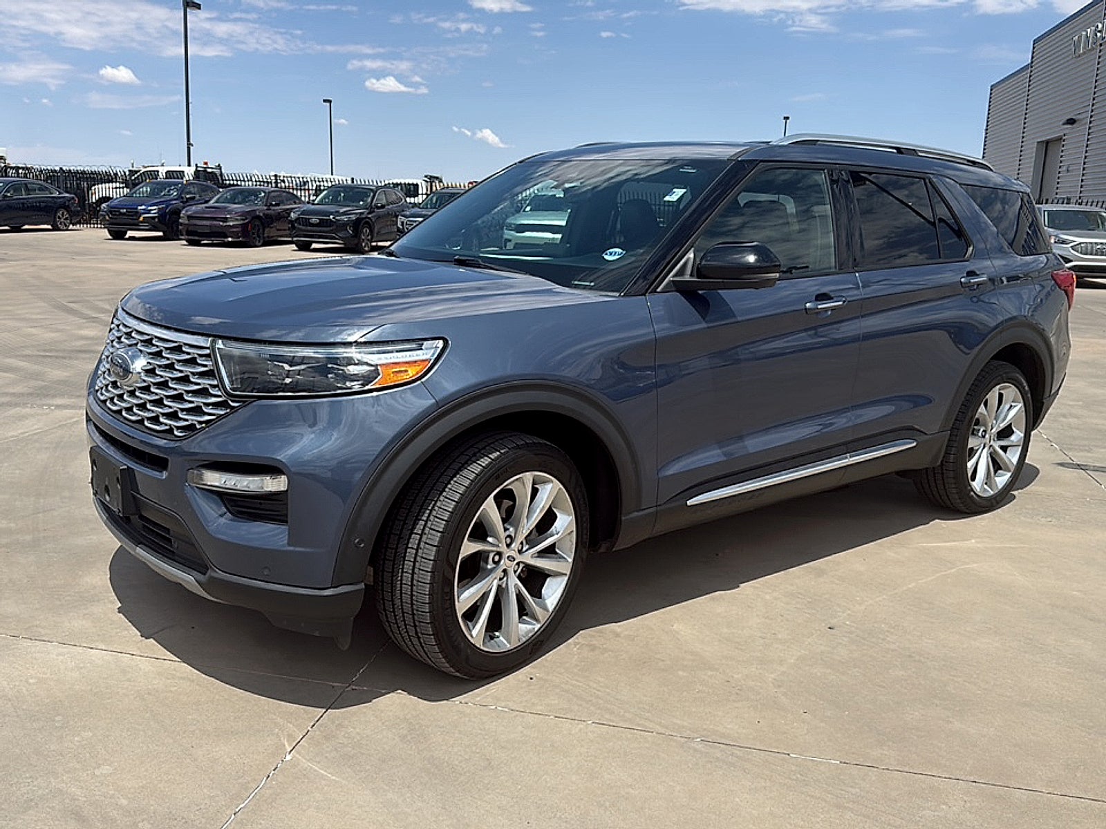 2021 Ford Explorer Platinum