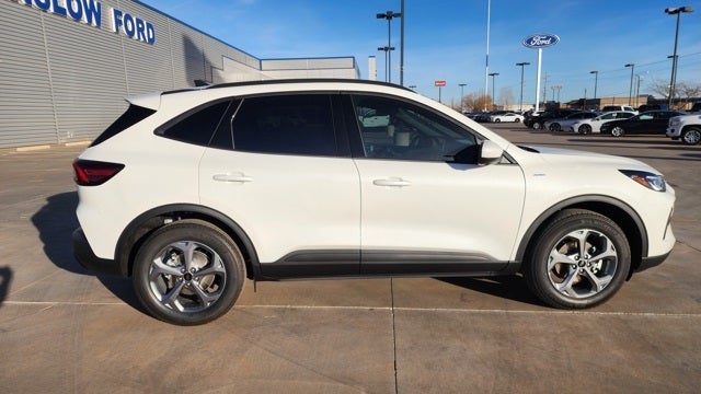 2026 Ford Escape Hybrid ST-Line Select