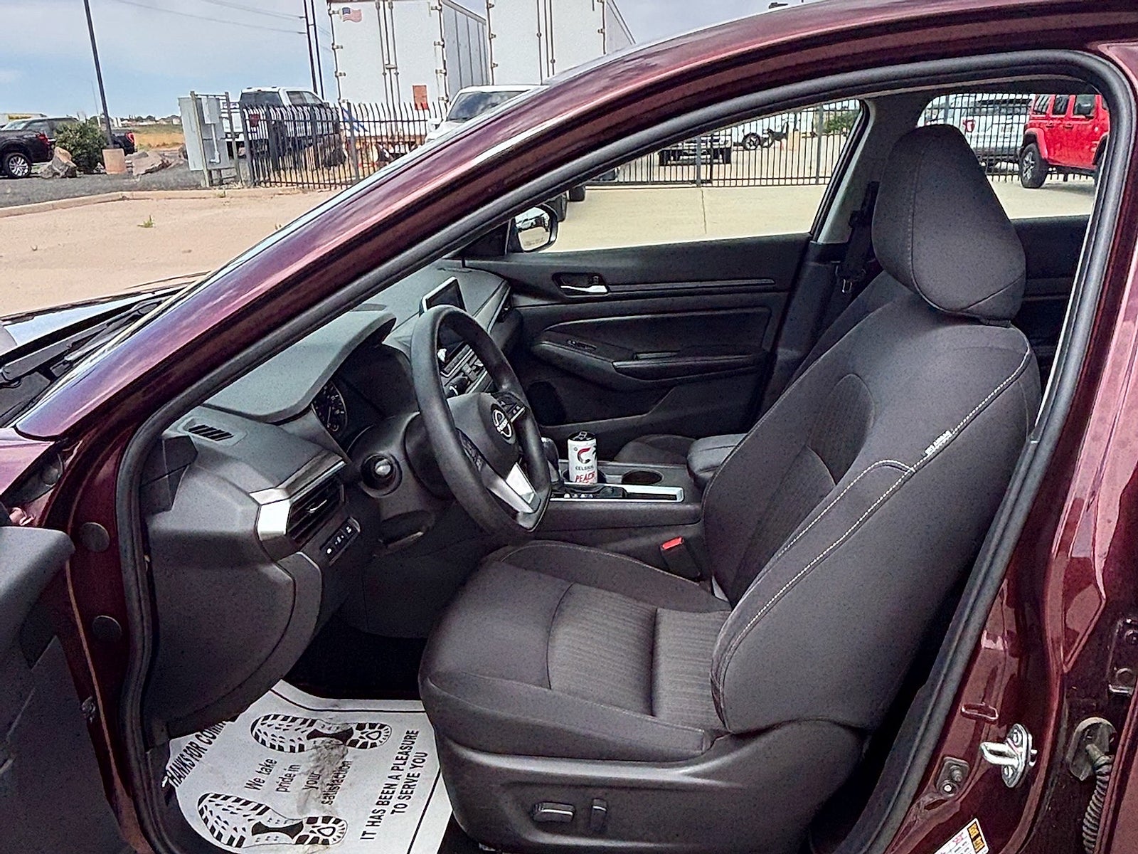 2025 Nissan Altima SV FWD