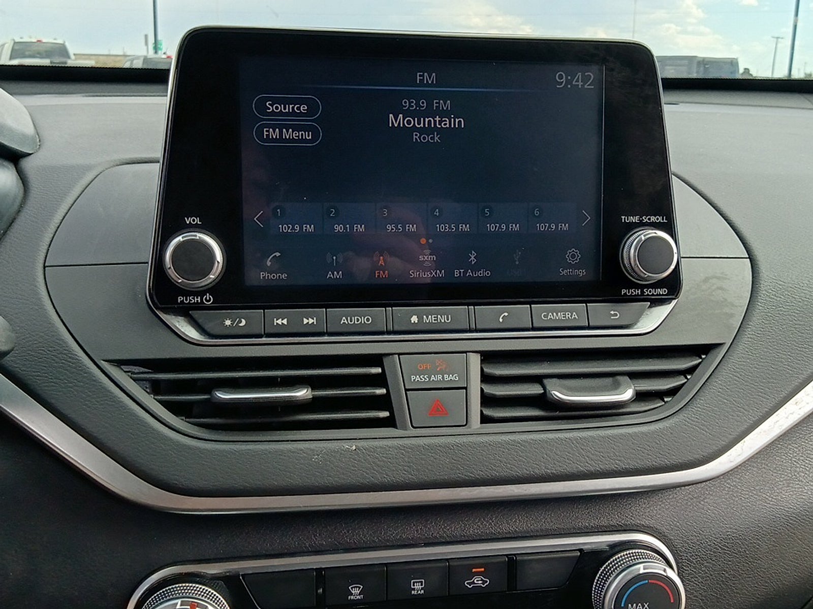 2022 Nissan Altima SV FWD