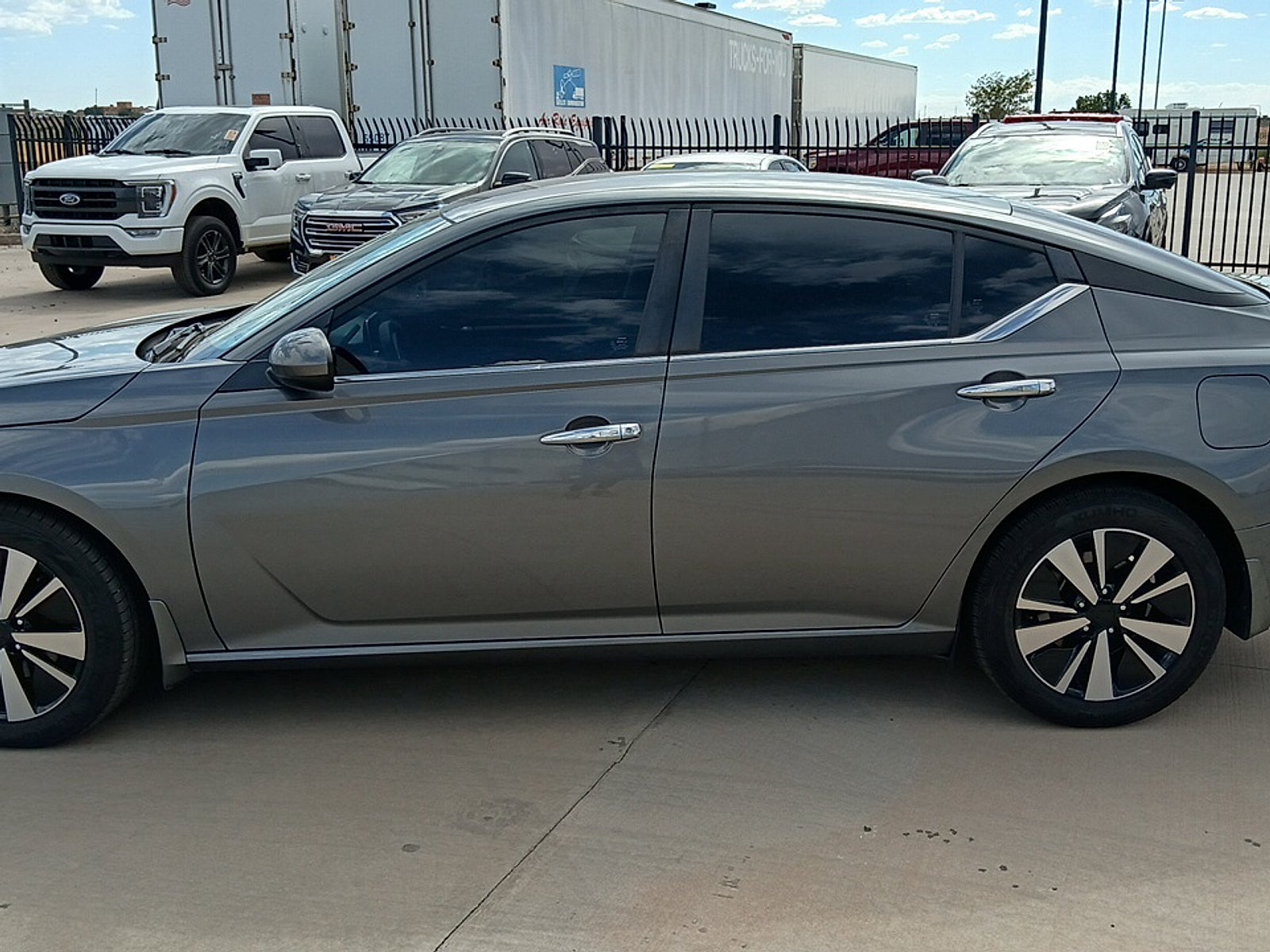 2022 Nissan Altima SV FWD