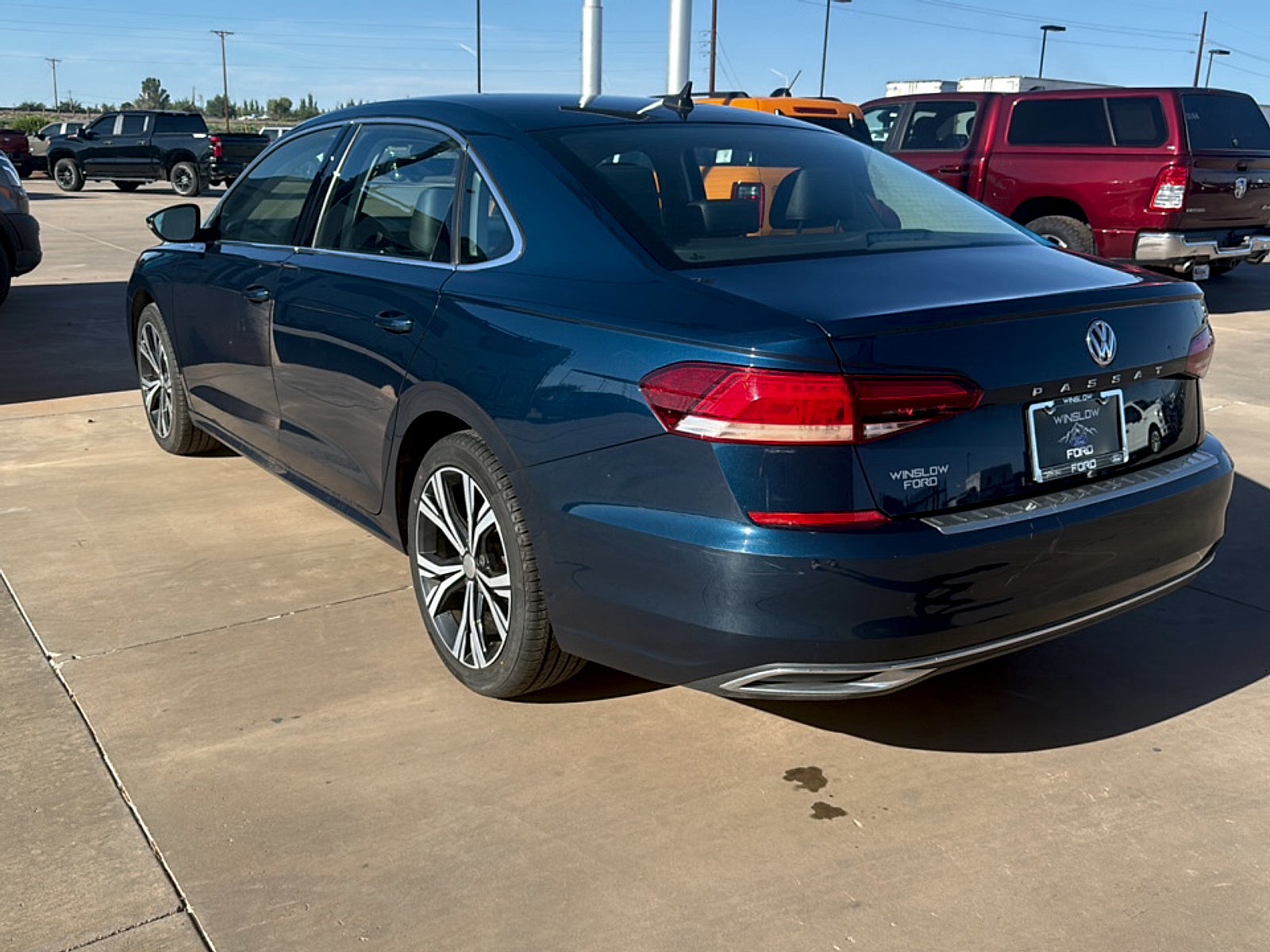 2022 Volkswagen Passat 2.0T SE