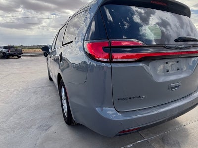 2021 Chrysler Pacifica Touring