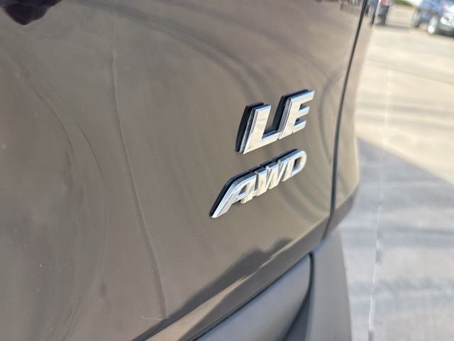 2024 Toyota RAV4 LE