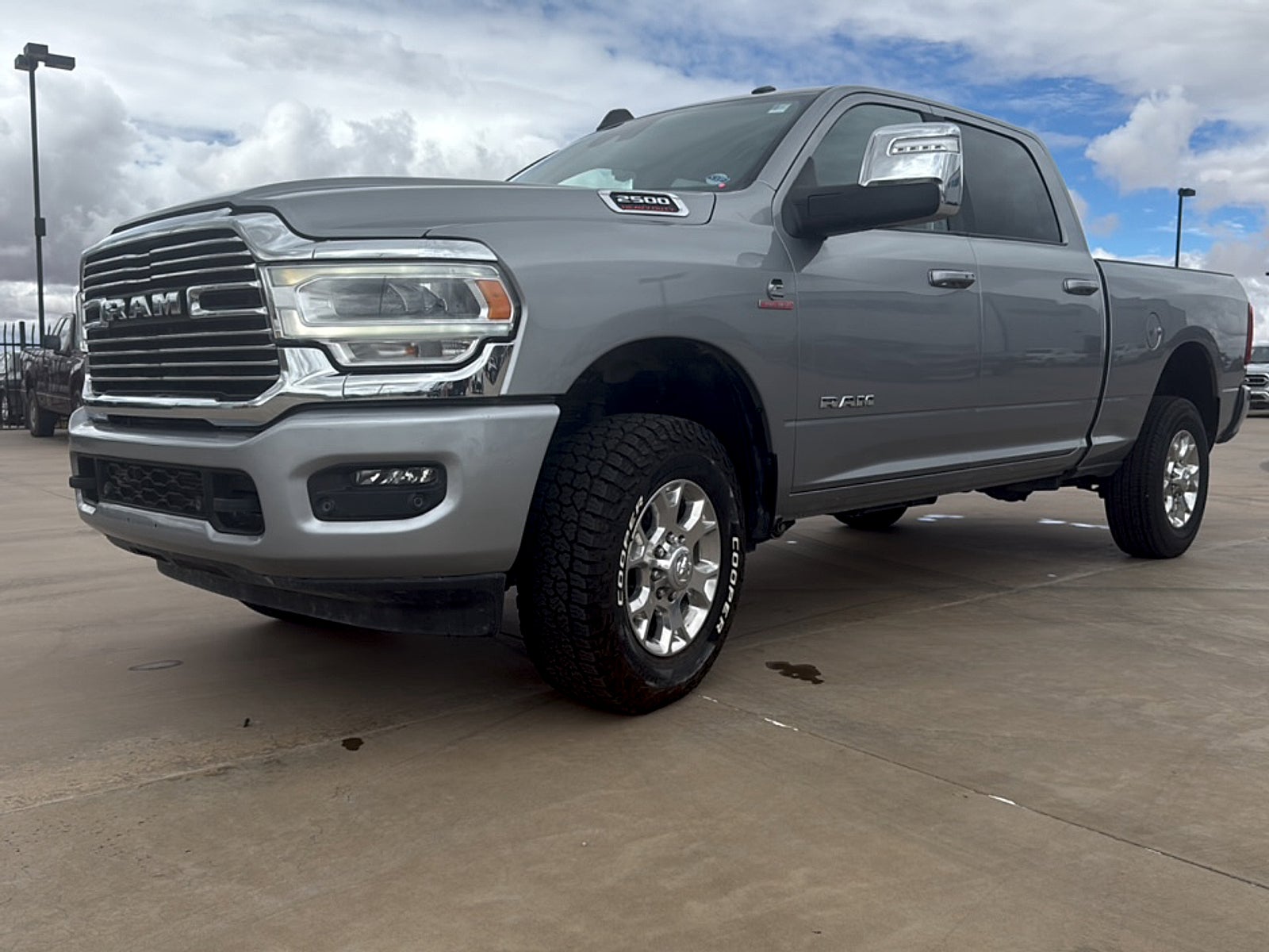 2024 RAM 2500 Laramie Crew Cab 4x4 6'4" Box