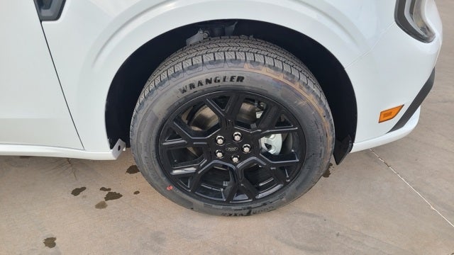 2025 Ford Maverick Lobo Standard