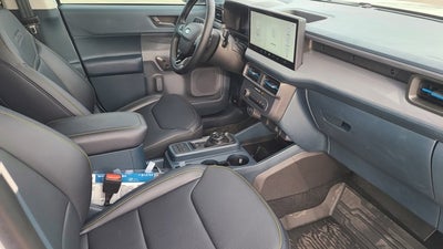 2025 Ford Maverick Lobo Standard