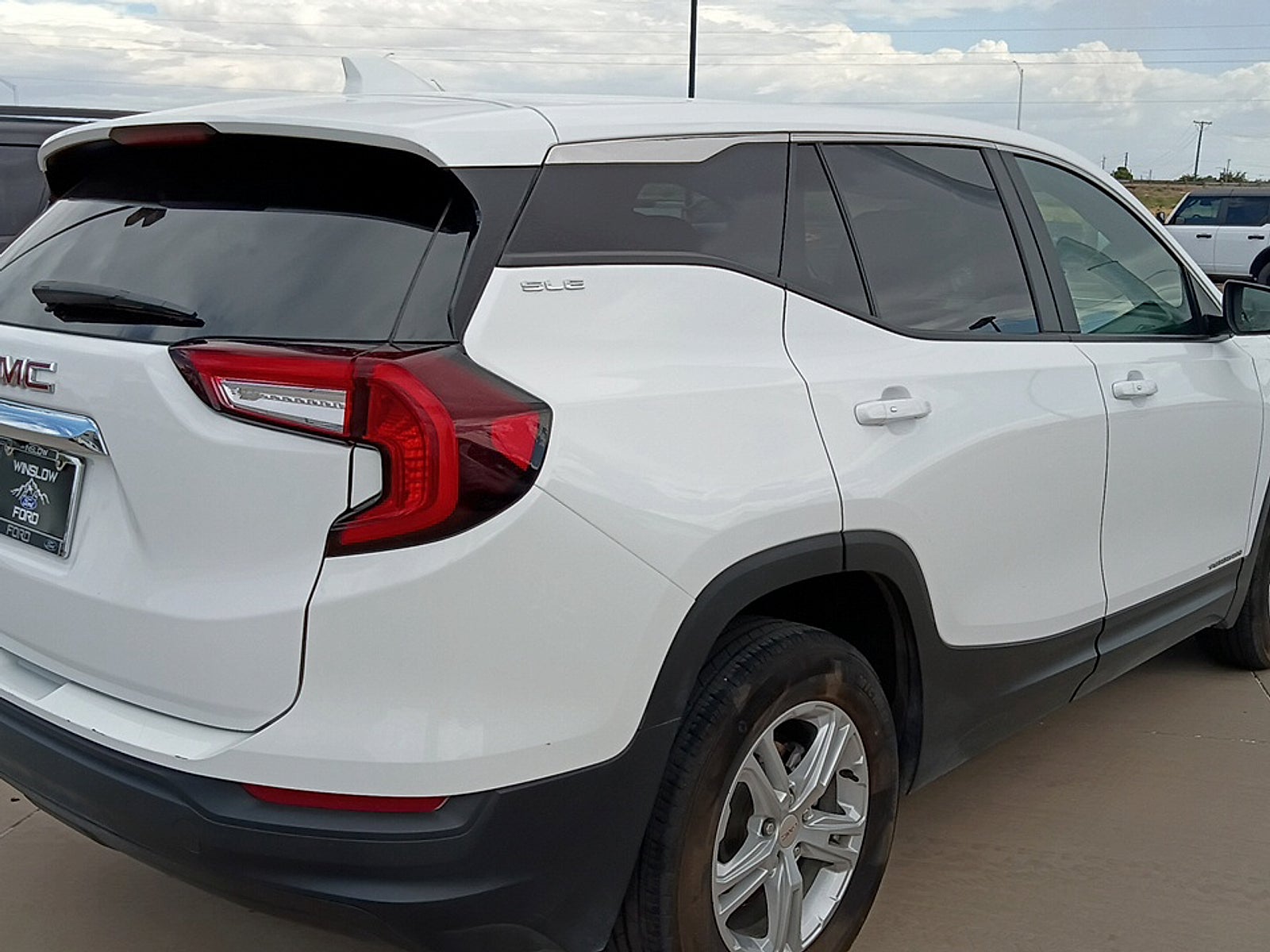 2024 GMC Terrain FWD SLE