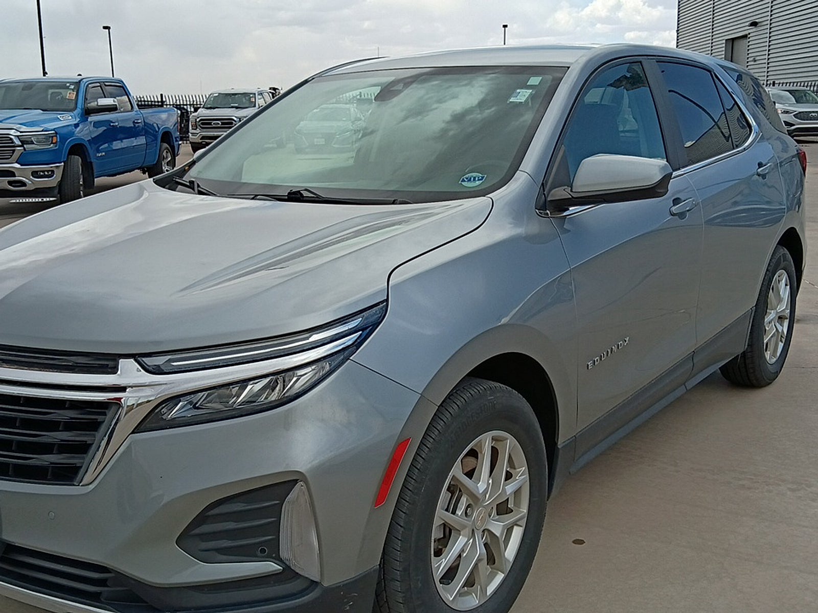 2024 Chevrolet Equinox AWD LT
