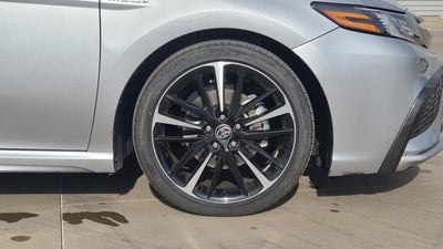 2021 Toyota Camry Hybrid XSE