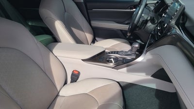 2021 Toyota Camry Hybrid XSE