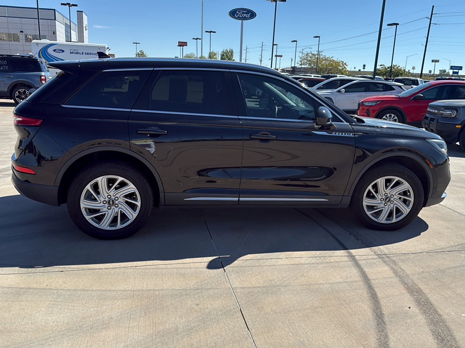 2022 Lincoln Corsair Standard