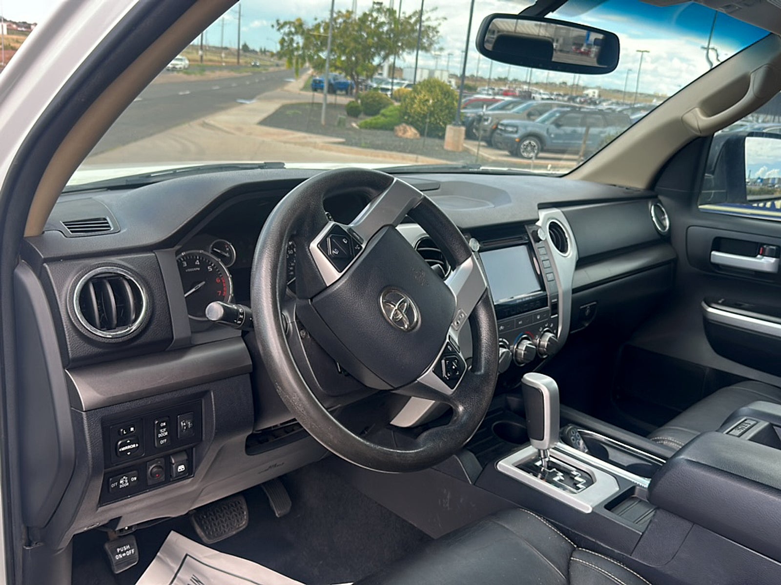 2017 Toyota Tundra 4WD Base