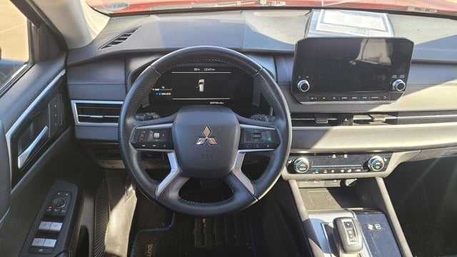 2023 Mitsubishi Outlander PHEV Base