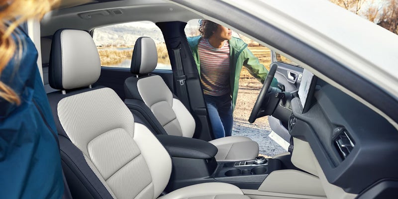 2025 Ford Escape Intertior